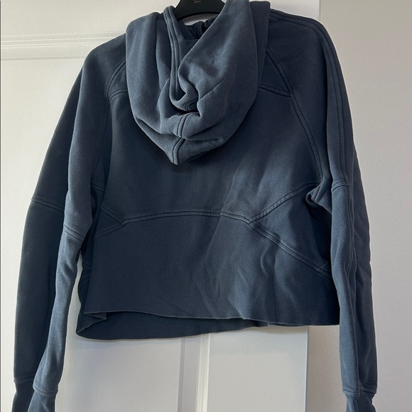 Lululemon blue scuba with hood - Picture 4 of 4